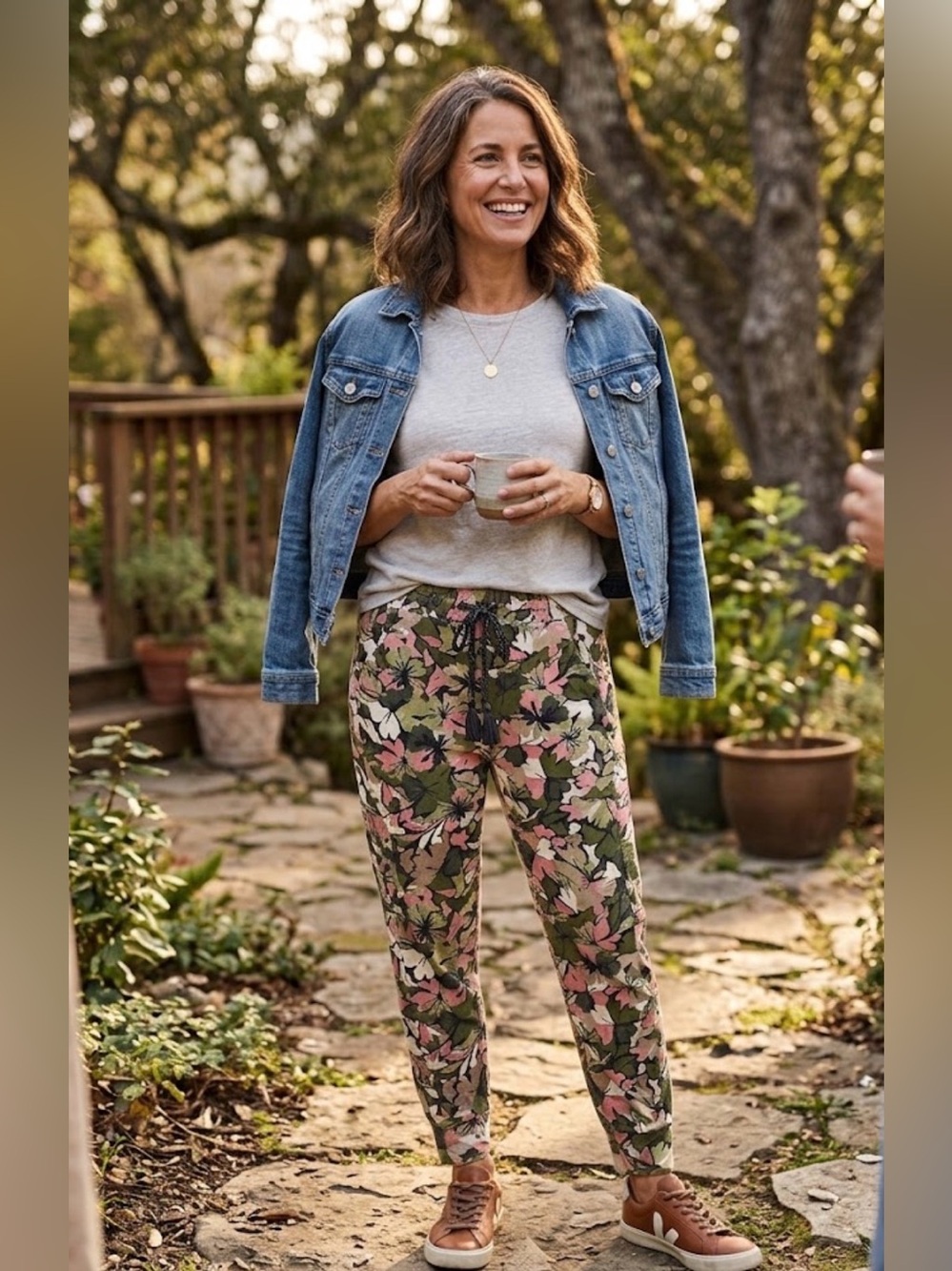 Lisa Bayne Womens Pull On joggers Pants Size M floral camo Boho cotton bamboo